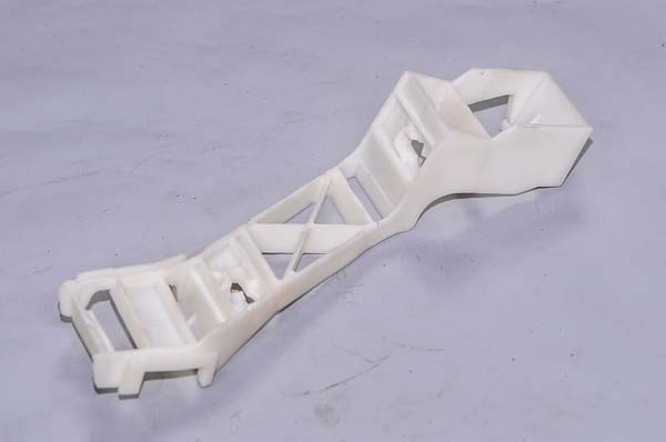 VECTRA A ARKA TAMPON BRAKETİ